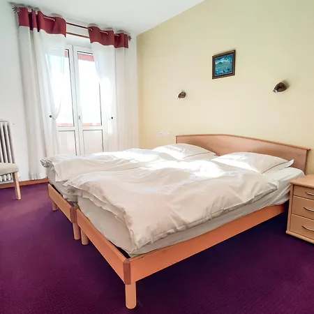 Restaurant Roess Отель 3*