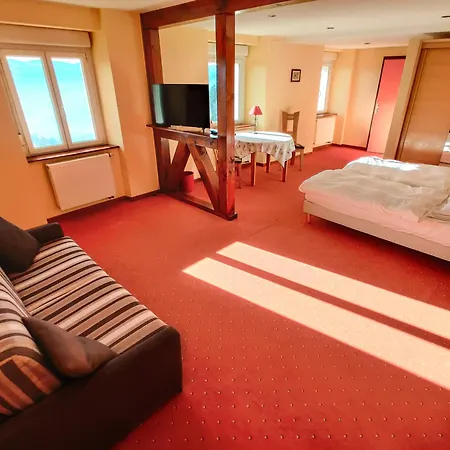 Отель Restaurant Roess